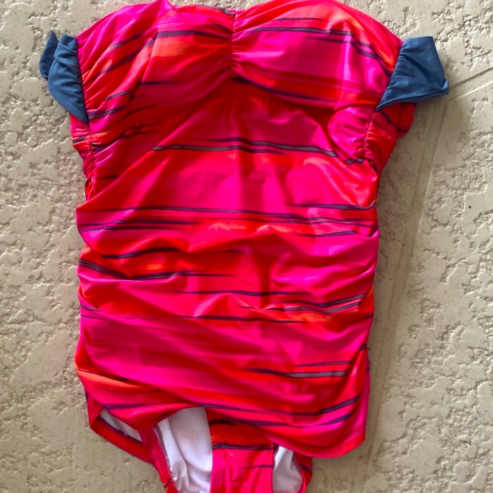 Athena Gorgeous Swim One Piece pink and gray striped size 6